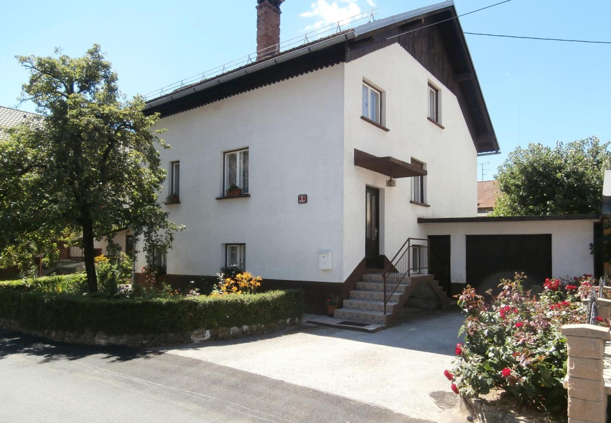 Rooms Apartma Cerknica Exterior photo